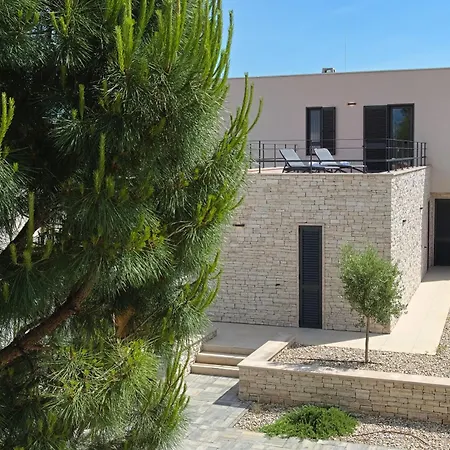 Aenona Villa