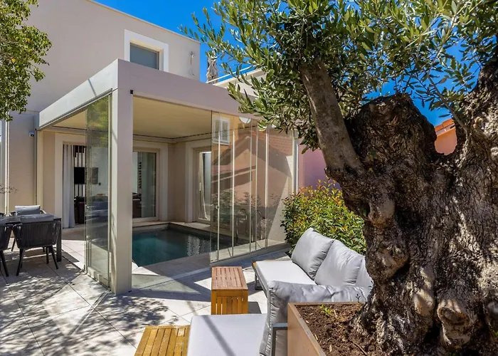 Aenona Tatil Evi