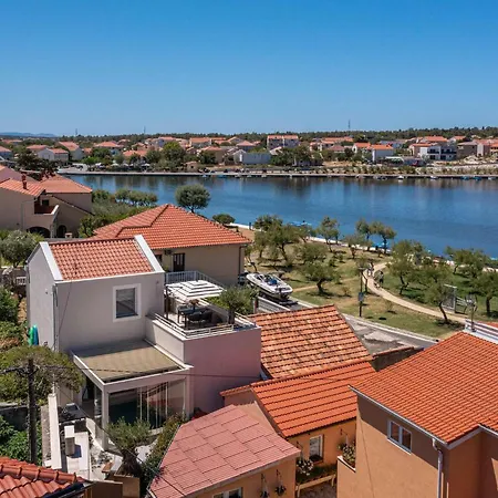 Aenona Casa vacanze Nin