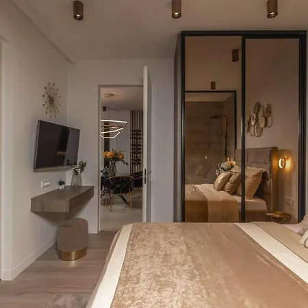 Holiday home Aenona